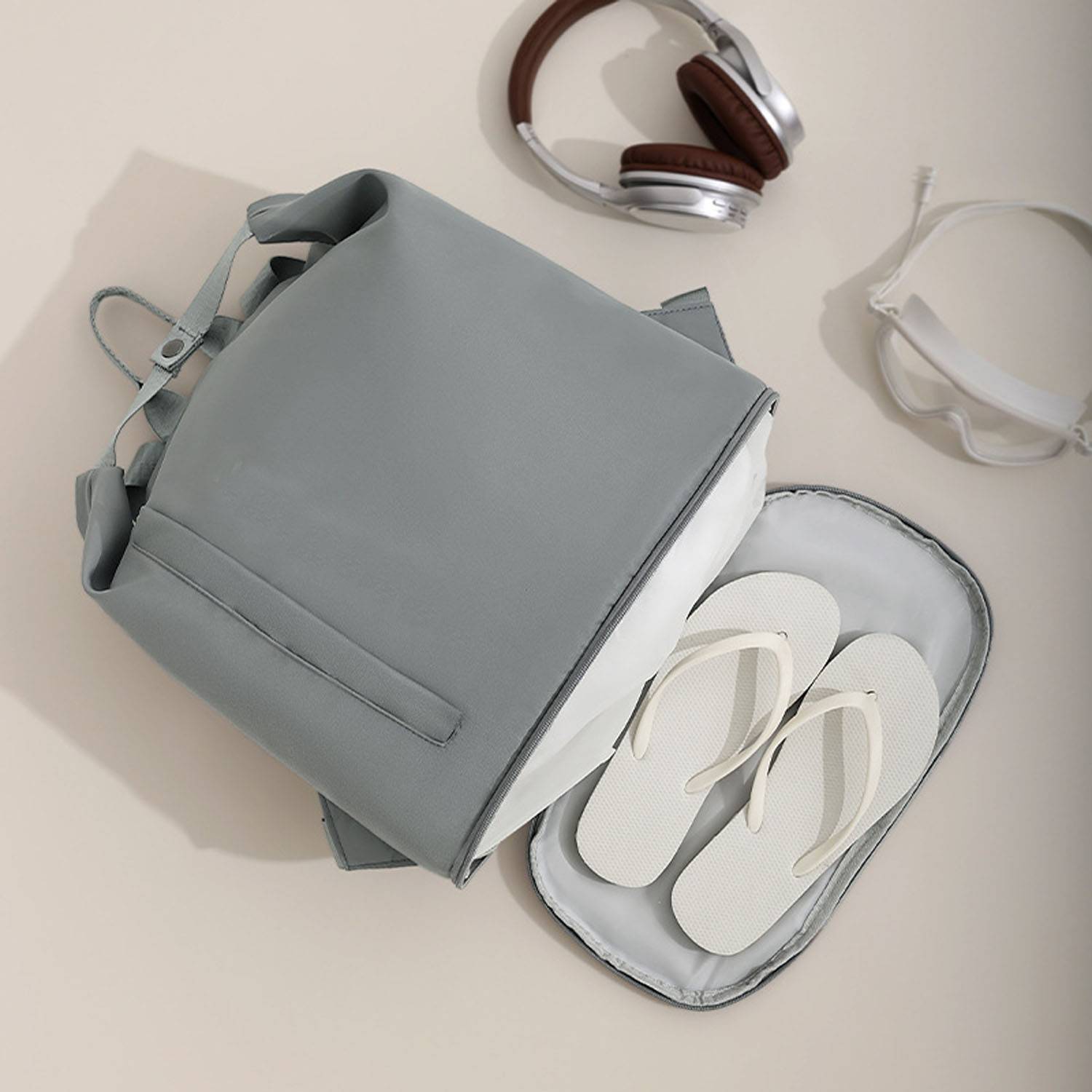 Compact Waterproof Polyester Gym Backpack Shoe Compartment - Image 5