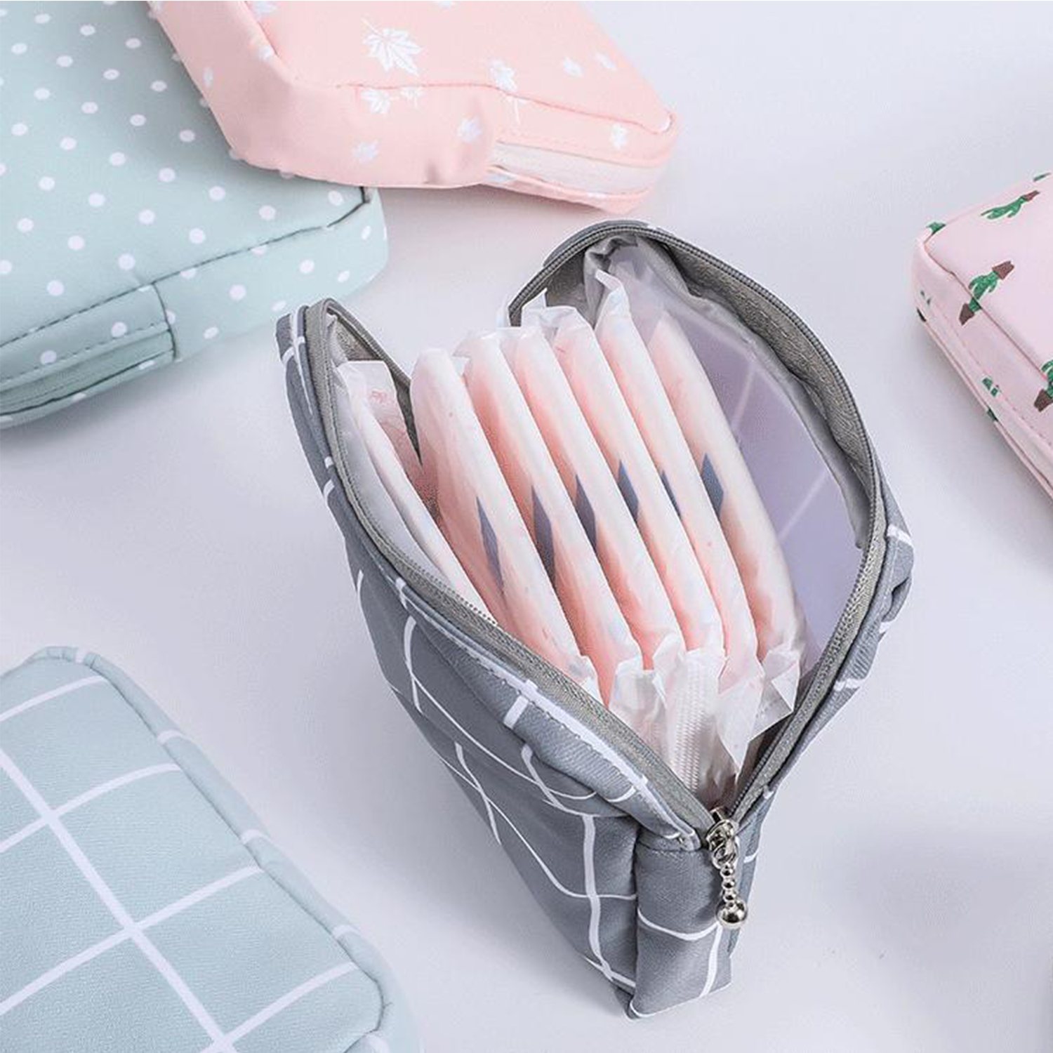 Portable Thick Cotton Sanitary Napkin Storage Bag for Women - Image 5