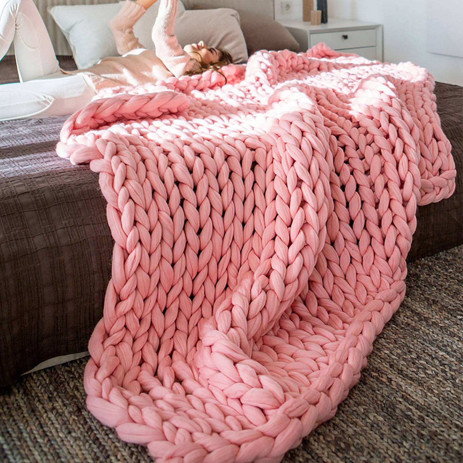 Hand Knit Chunky Yarn Cozy Throw Blanket - Image 7