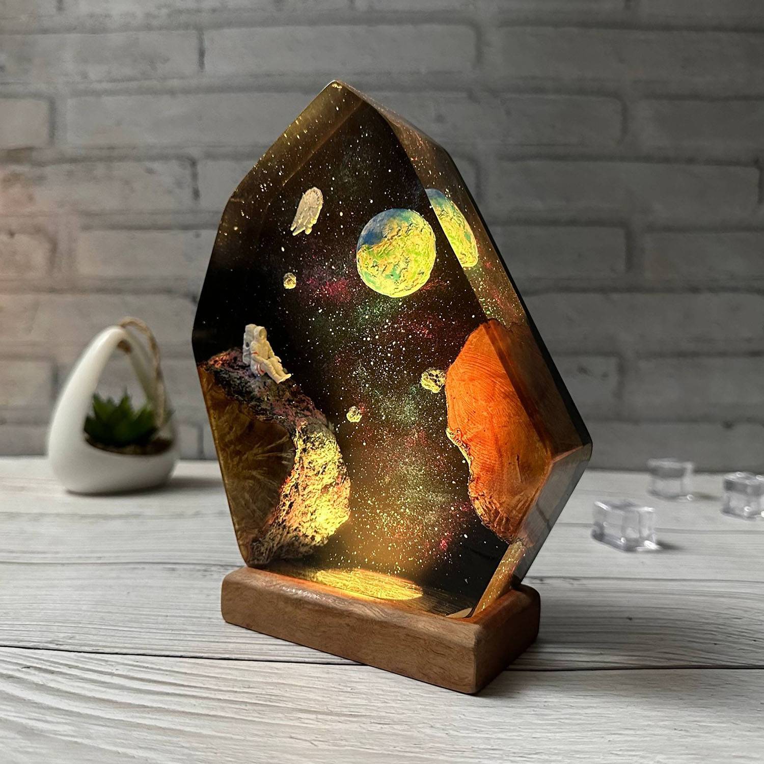 Astronaut Resin Wood Night Light - Image 4